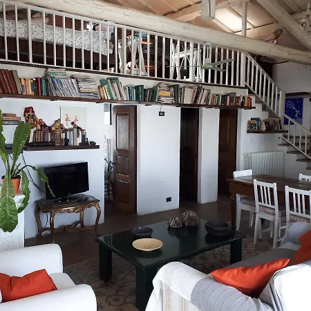 La Casa Sopra Le Nuvole * Medesano